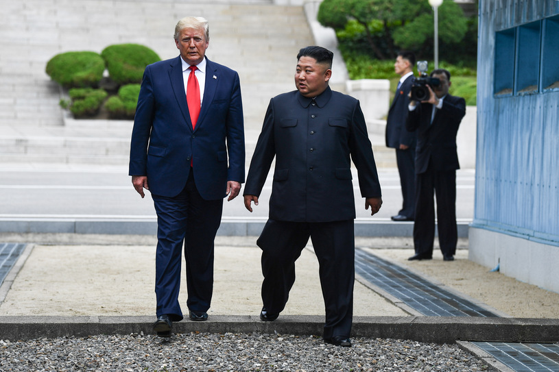 Ким и Трамп в Северной Корее, Фото: AFP