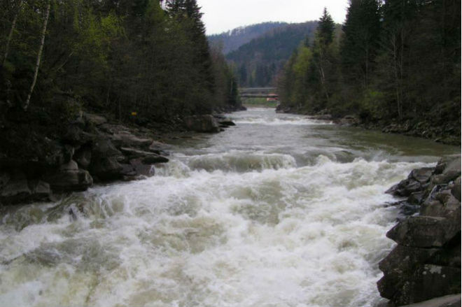 На Закарпатье 4-6 ноября ожидается повышение уровней воды в реках