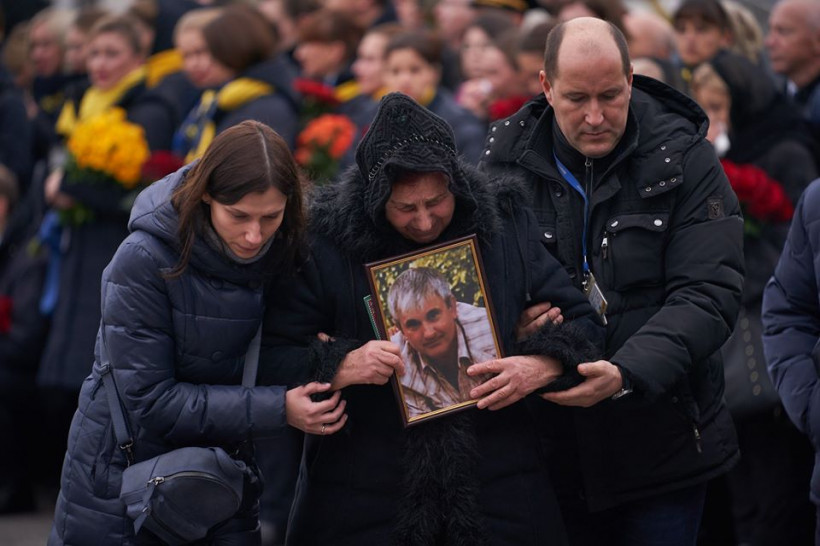 В "Борисполе" родные прощаются с погибшими украинцами