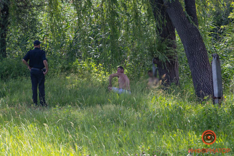 Правоохранители обнаружили жуткую "находку" на берегу реки (фото 18+)