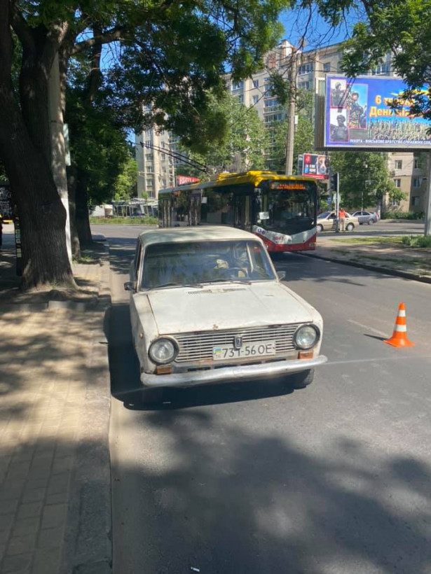 Жуткая авария в Одессе: водитель наехал на детей (фото)