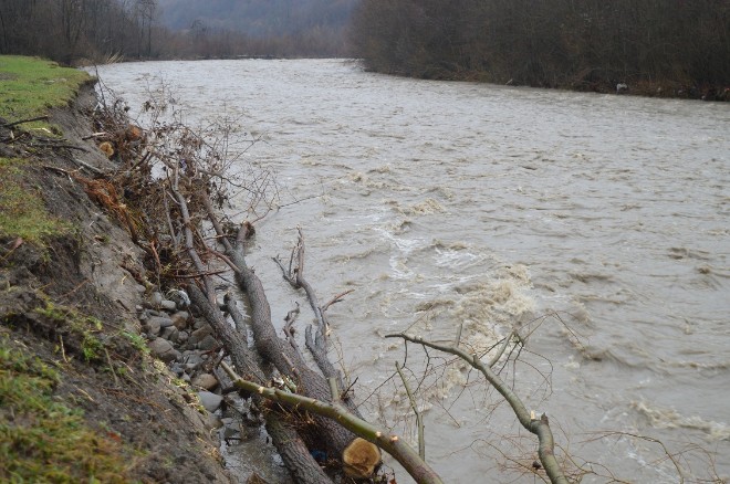 Выпадение осадков повлияет на уровень воды в реках Украины