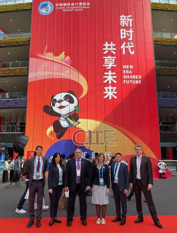 Украина принимает участие в китайской выставке импортных товаров СІІЕ