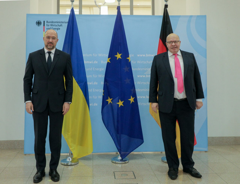 Шмыгаль обсудил с министром энергетики Германии «водородное сотрудничество»