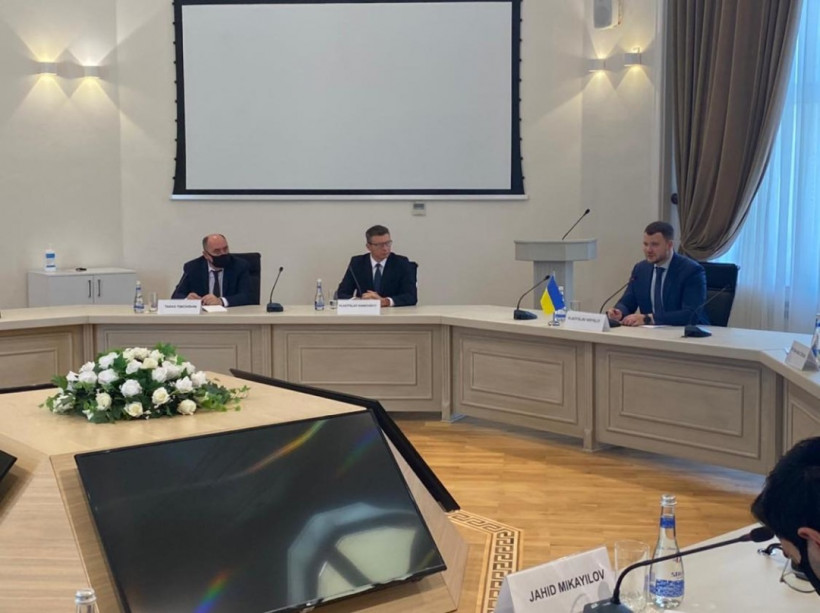 Украина привлечет азербайджанские компании к инфраструктурным проектам
