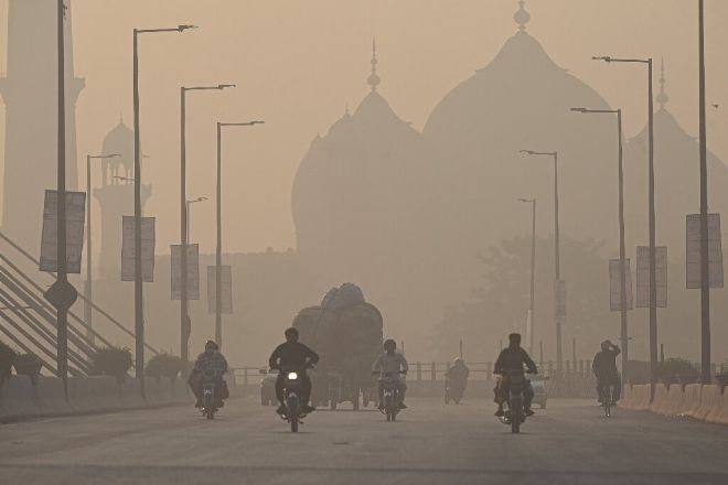 Лахор в Пакистане «взлетел» на вершину списка самых загрязненных городов Земли