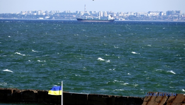 «Зерновой коридор»: из портов Одесчины вышли еще шесть судов