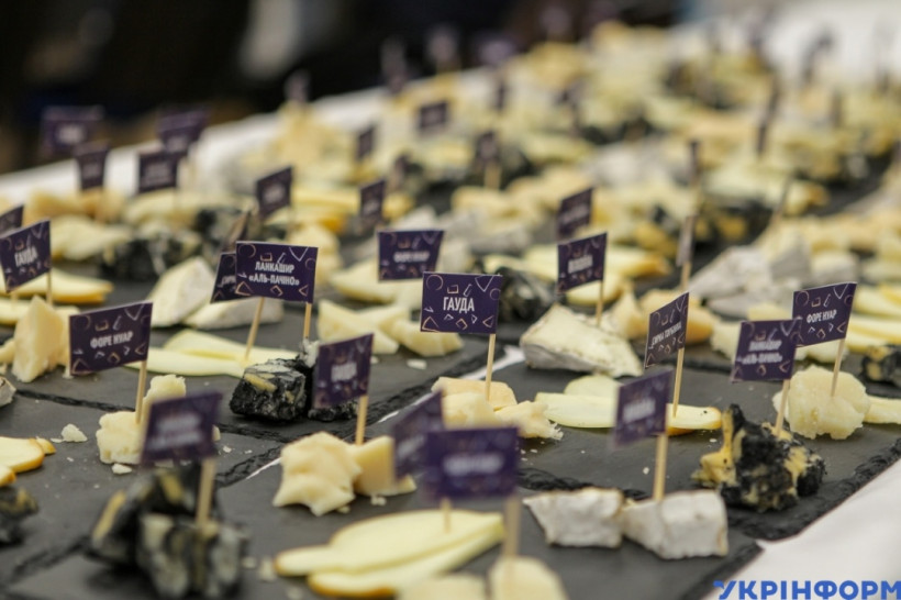Украинские сыроделы впервые получили награды конкурса World Cheese Awards