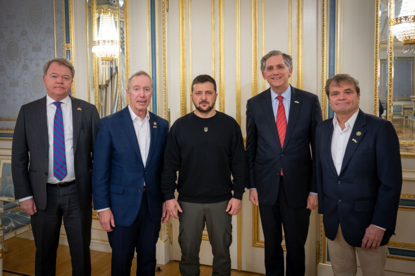 Зеленський обговорив з американськими конгресменами підтримку України