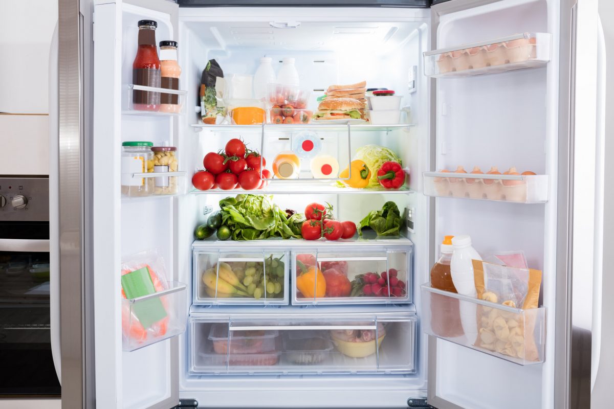 Чому ми купуємо продукти про запас - Choosing-The-Right-Fridge-1200x800