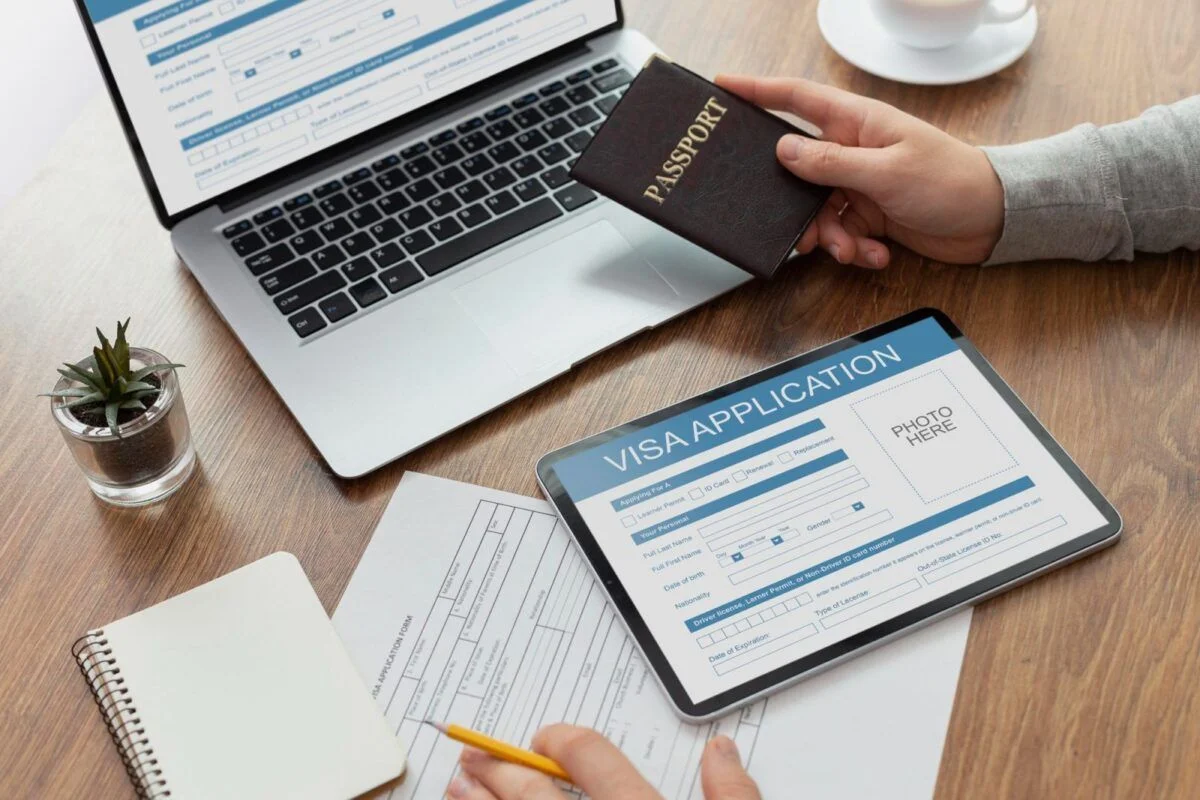 Цифрові візи за кордон - digital-visa-application-fpk-1200x800.jpg