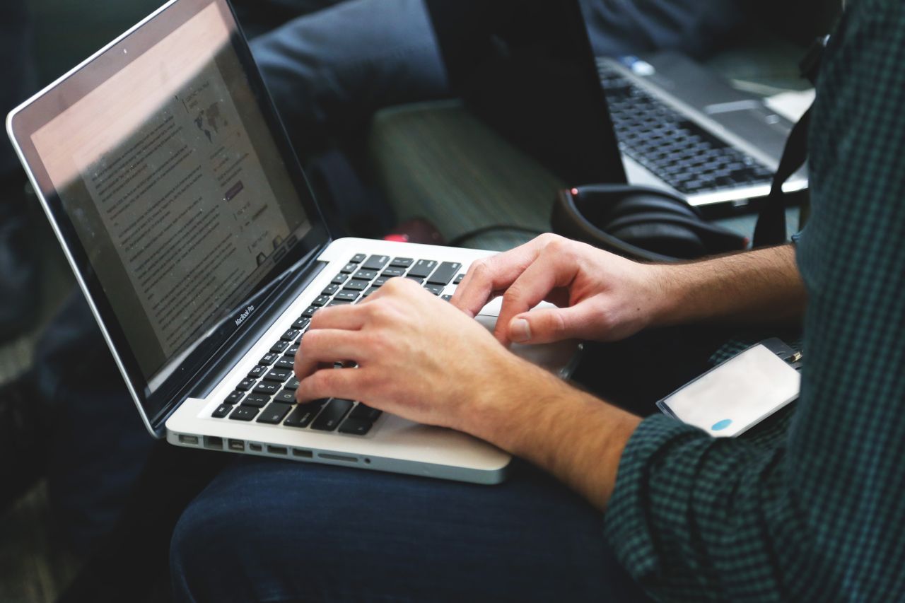 Інформаційна гігієна людини - pexels-startup-stock-photos-7114