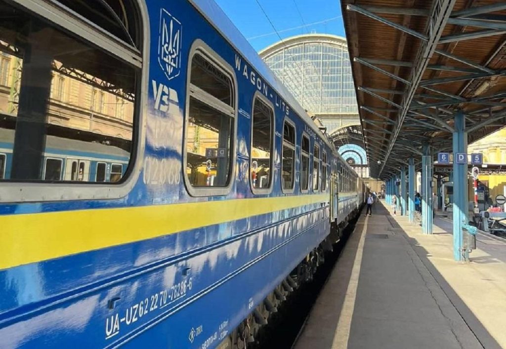 Корецький оголосив про зміну маршруту Київ — Кишинів