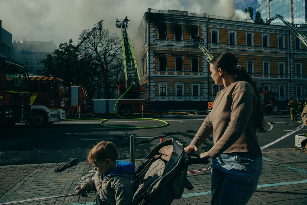 Посольства можуть залишити Київ через нові атаки