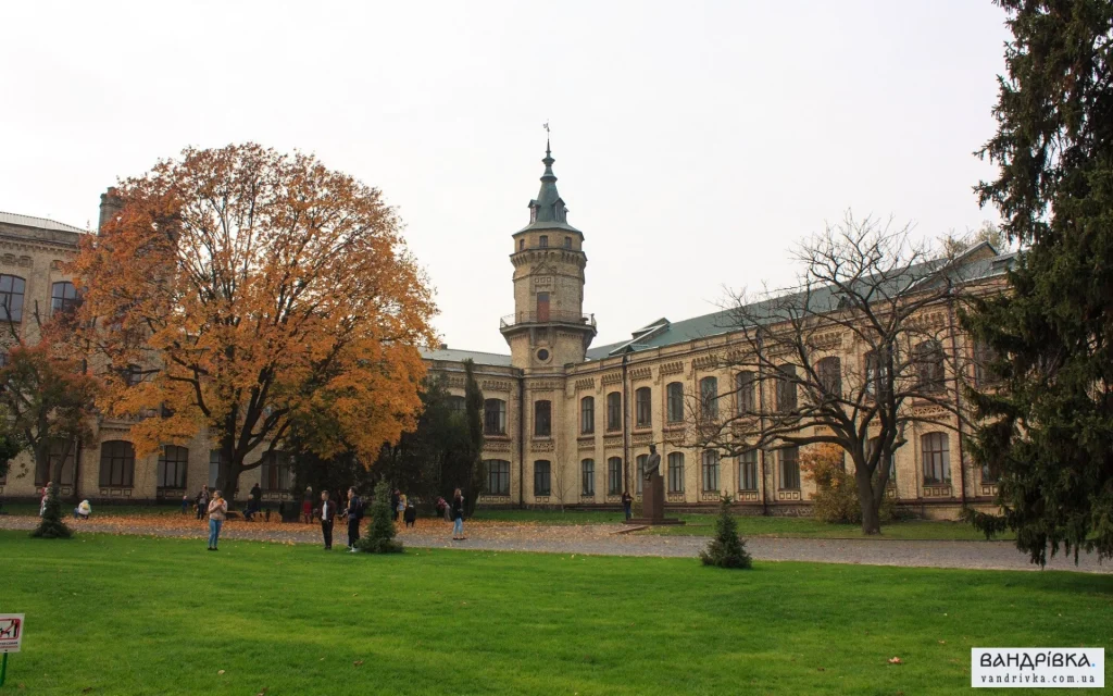 Де погуляти в Києві восени
