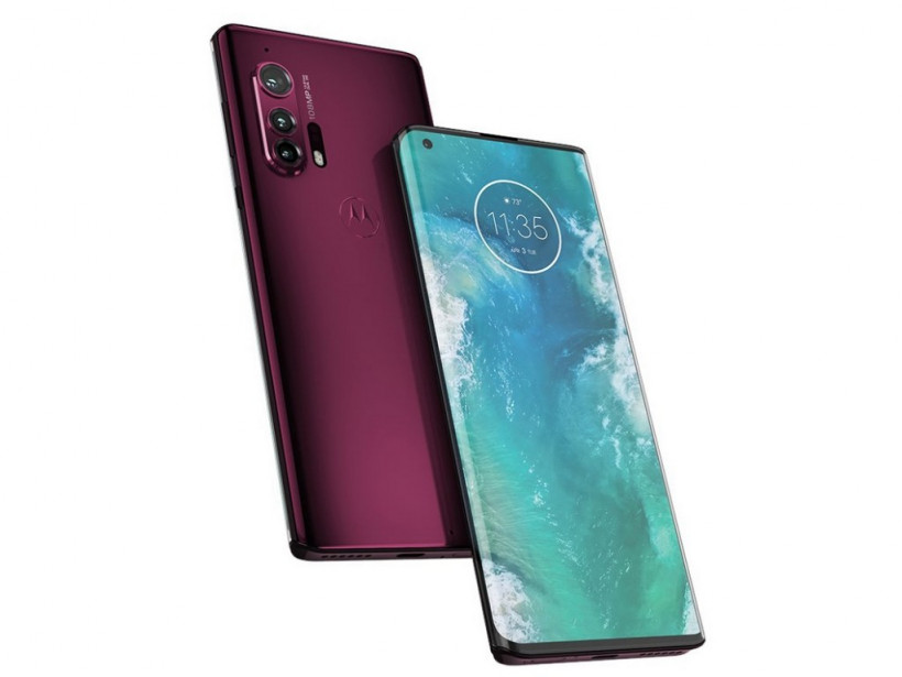 22 апреля Motorola представит первый флагман с 2017 года: подробности «начинки» нового смартфона (ФОТО, ВИДЕО)