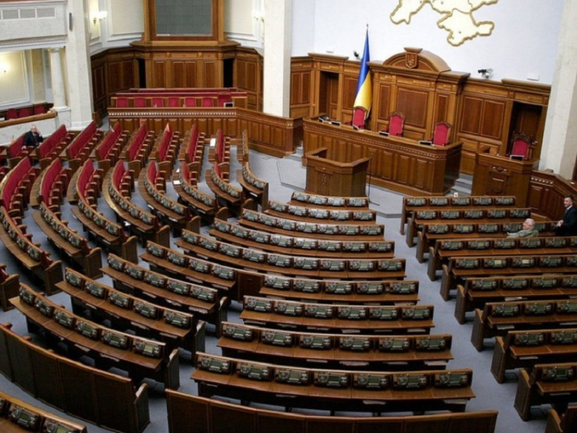 На следующей неделе Рада соберется, чтобы принять «антиколомойский» закон – эксперт