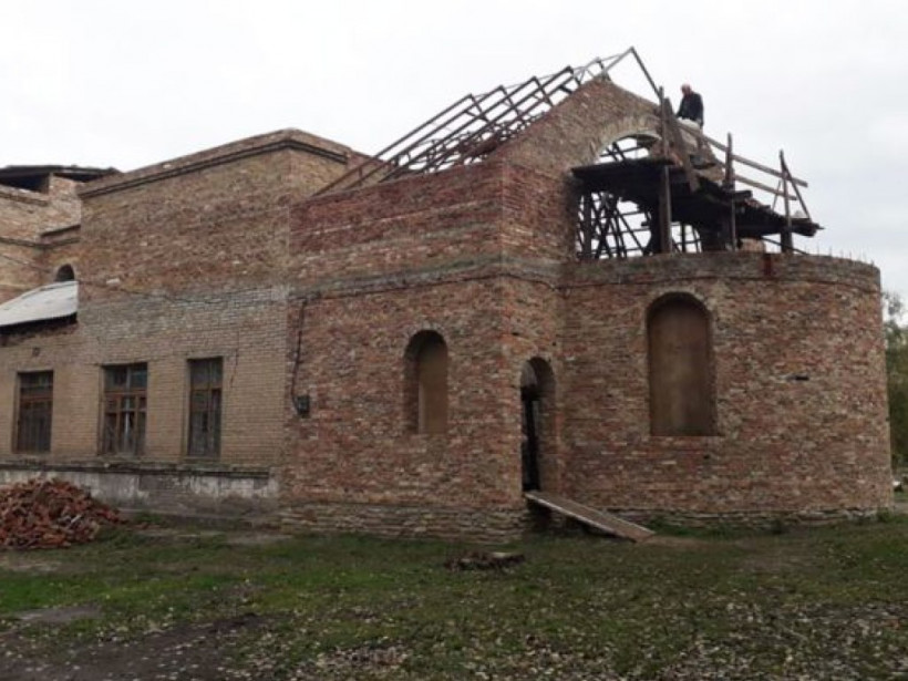 Ночью в Торецке воры ограбили храм: утащили деньги, которые собрали на лечение больному ребенку (ФОТО)