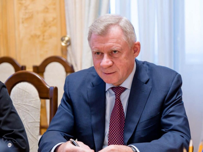 После ухода Смолия с должности курс доллара до конца лета расти не будет - экономист