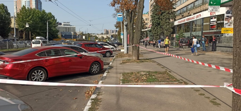 В центре Харькова неизвестные подстрелили женщину и похитили ее автомобиль: введен план «Сирена»