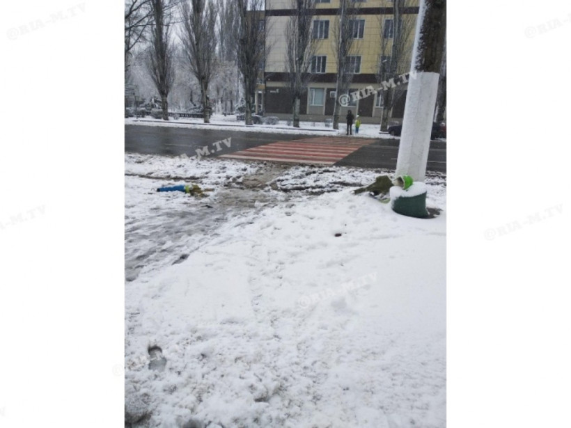 В Мелитополе на проспекте водитель снес «школьника» у «зебры» (ФОТО)