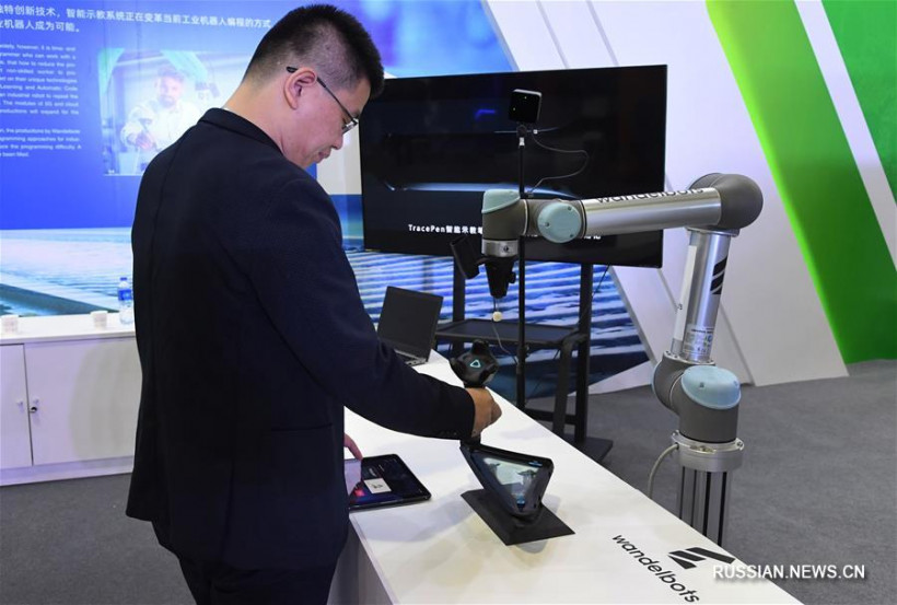 Интернет будущего, 5G, нанотехнологии: в Пекине открылась международная технологическая выставка (ФОТО)
