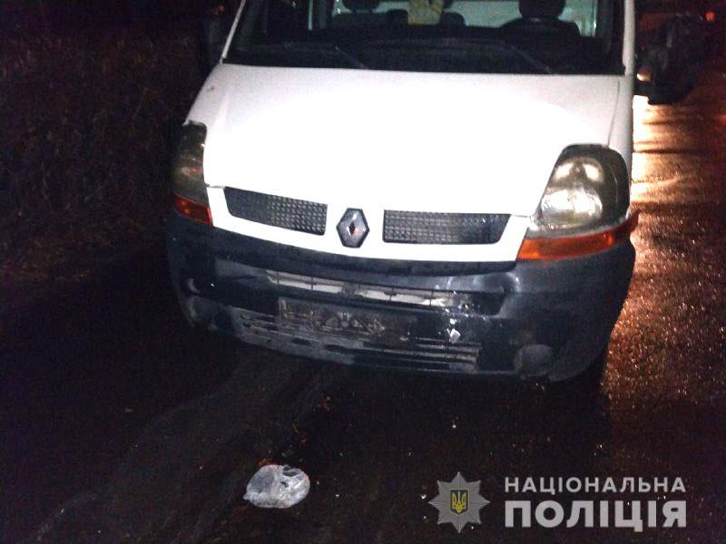 В Ровно рецидивист угнал авто и попал на нем в ДТП (ФОТО)