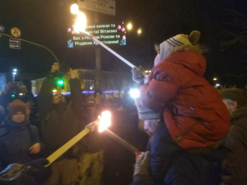 Факельное шествие националистов в Киеве: первые фото