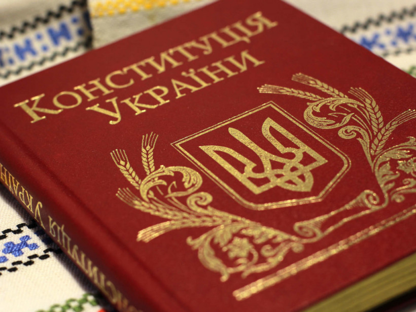 Эксперт прокомментировал будущие изменения пункта Конституции о «достойном уровне жизни»