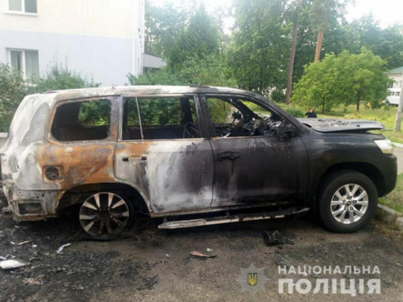 Столичная полиция задержала поджигателя авто (ФОТО)