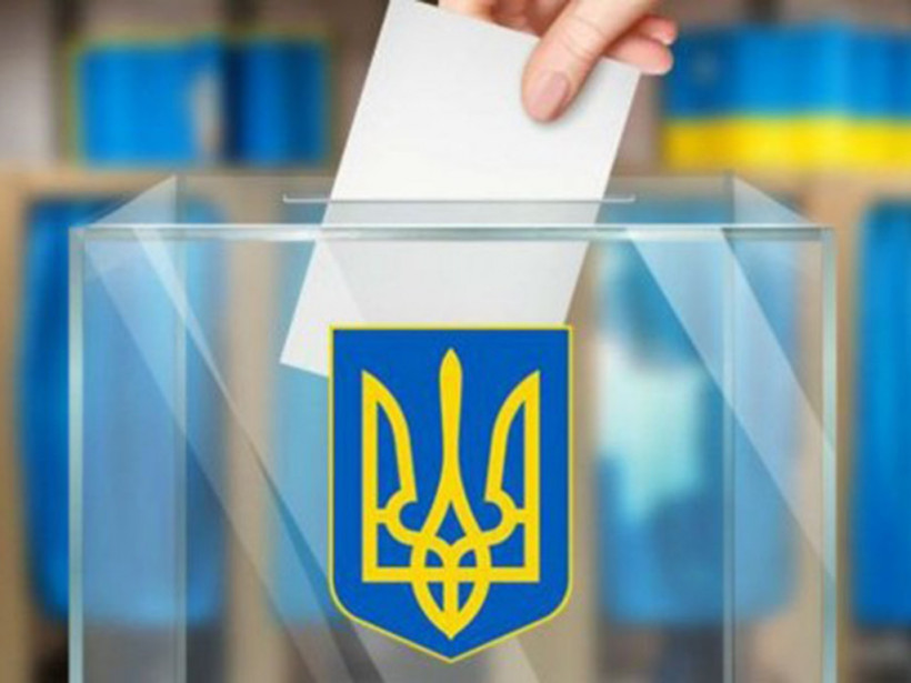 Итоги выборов в ОТГ: Зеленский форсирует изменения Конституции