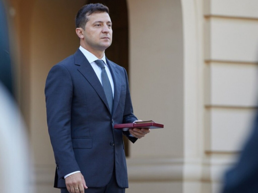 Всенародный опрос: Зеленский назвал первый вопрос для украинцев (ВИДЕО)