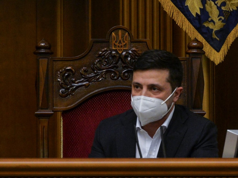 Рынок земли во время карантина: на что Зеленский променял авторитет