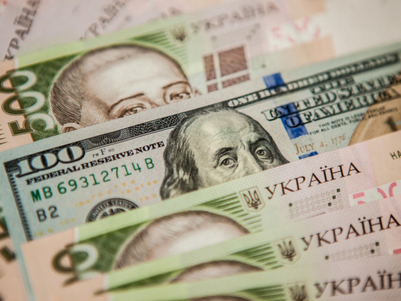 «Доллар по 40 гривен»: что будет с курсом гривны после Нового года