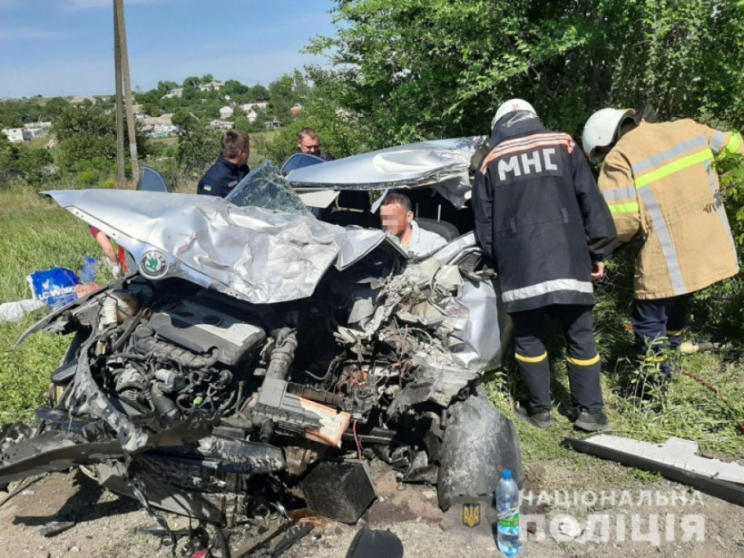 При столкновении Skoda и тягача MAN под Одессой пострадала девочка (ФОТО)