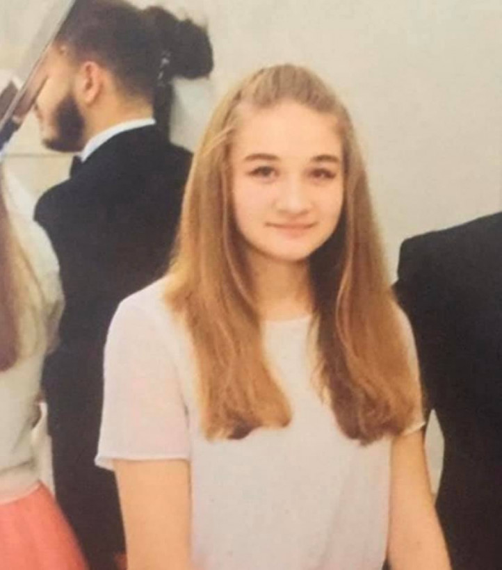 Ушла из дома и не вернулась: в Киеве разыскивают 16-летнюю девушку (ФОТО)