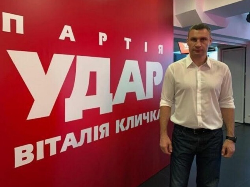 Кличко по спискам УДАР ведет в Киевсовет фигурантов уголовных расследований и лоббистов скандальных застройщиков – Фирсов