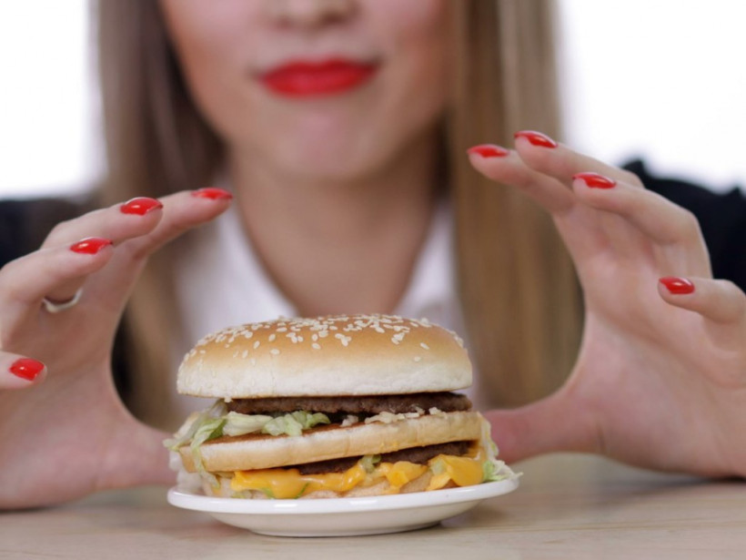 Ученые советуют отказаться от продуктов, ускоряющих старение
