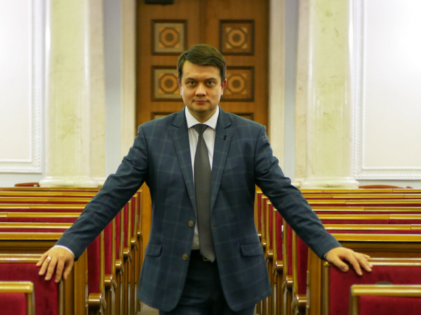 Разумков анонсировал кадровые изменения в Кабмине