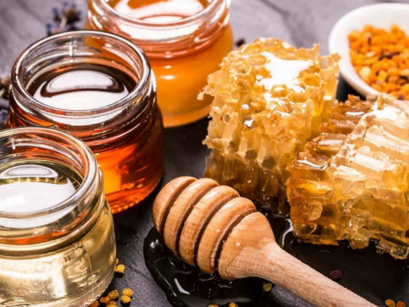 Медики назвали продукты, которыми можно почистить сосуды дома