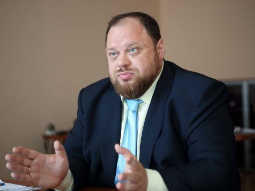 «Слуга народа» намерена подать 465 изменений в Конституцию – Стефанчук