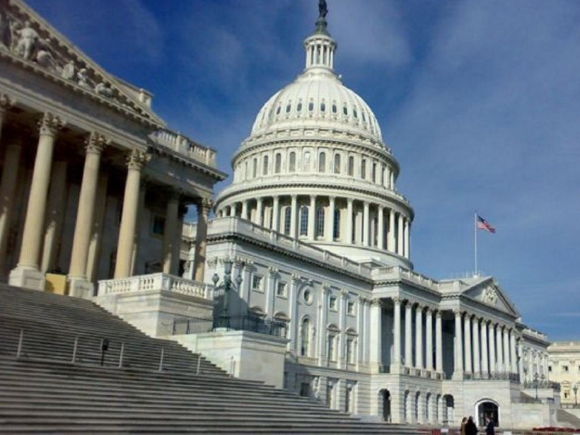Зеленский не может предстать в качестве свидетеля перед конгрессом США - политолог