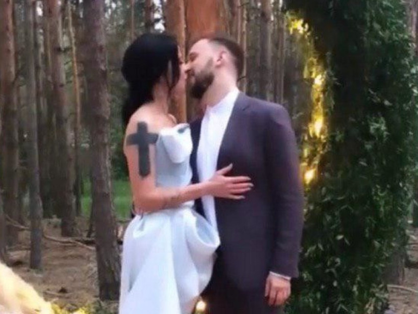 Бывшая жена Потапа пришла на его свадьбу со своим возлюбленным (ФОТО)
