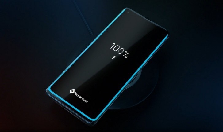 Motorola представила первые флагманские смартфоны с 2017 года (ФОТО)
